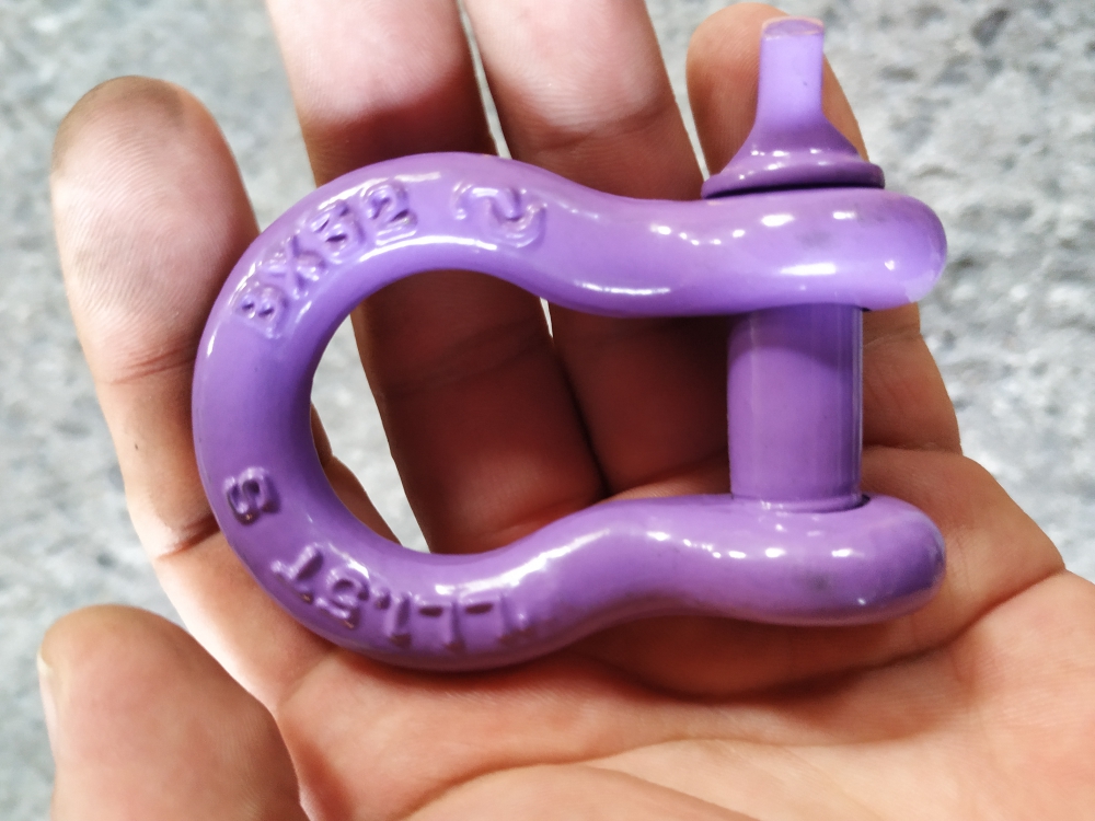 Bow Shackle for Industrial with Yellow Screw Pin in Grade S