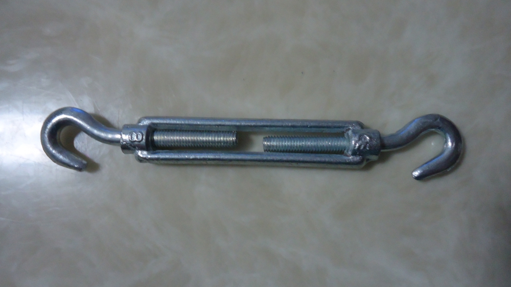 DIN 1480 Turnbuckle with Eye Hook Galvanized Casting Malleable