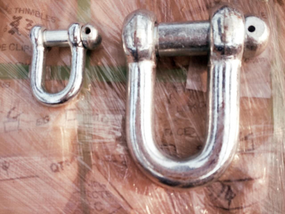 BS3032 Round Head Trawl Shackle